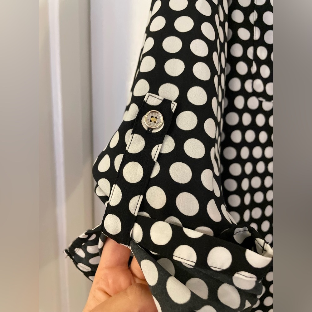 NWOT! Women’s Tommy Hilfiger Clip Black/White Polka Dot Button Down Blouse Large - Picture 7 of 15